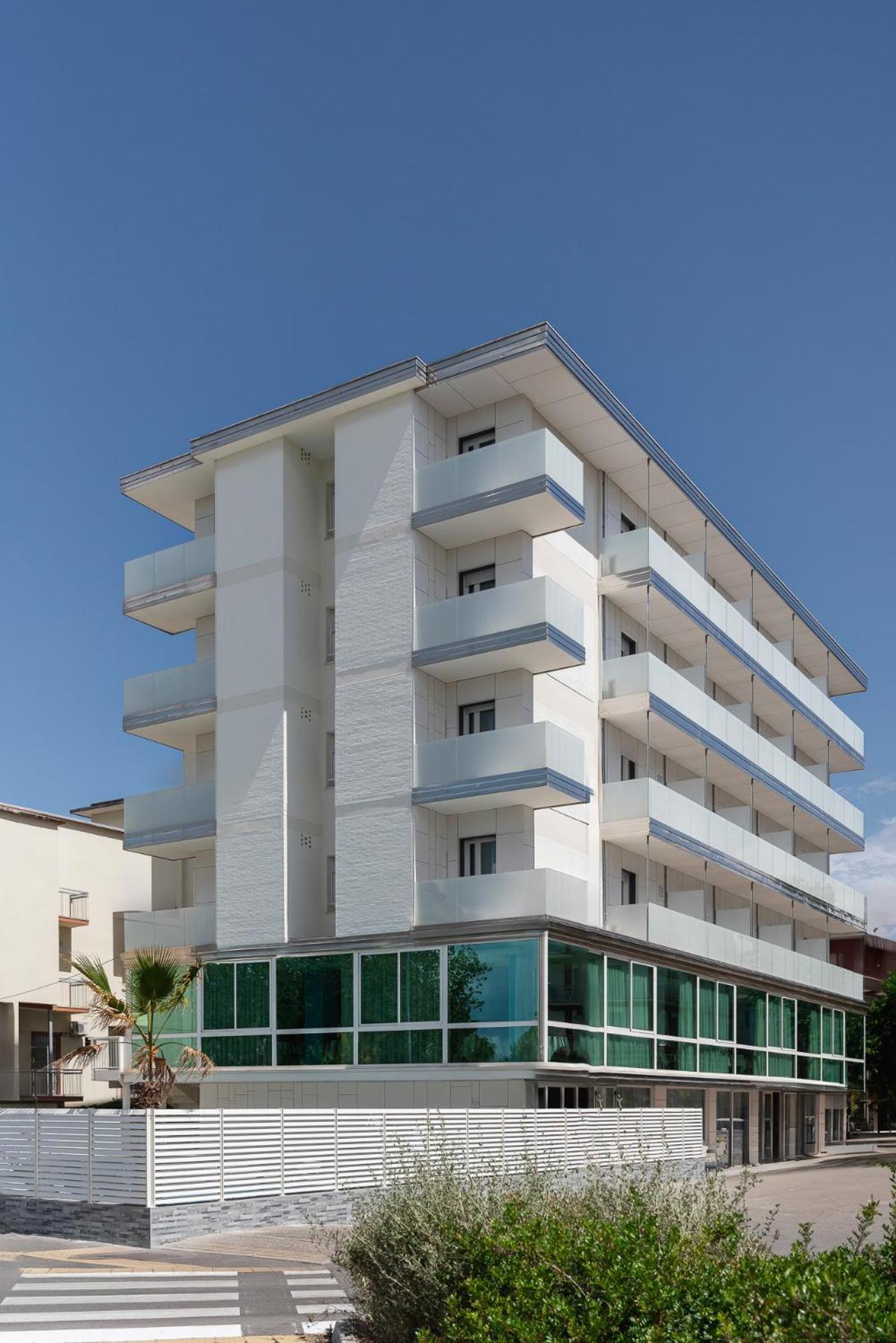 Hotel Ervill Rímini Exterior foto